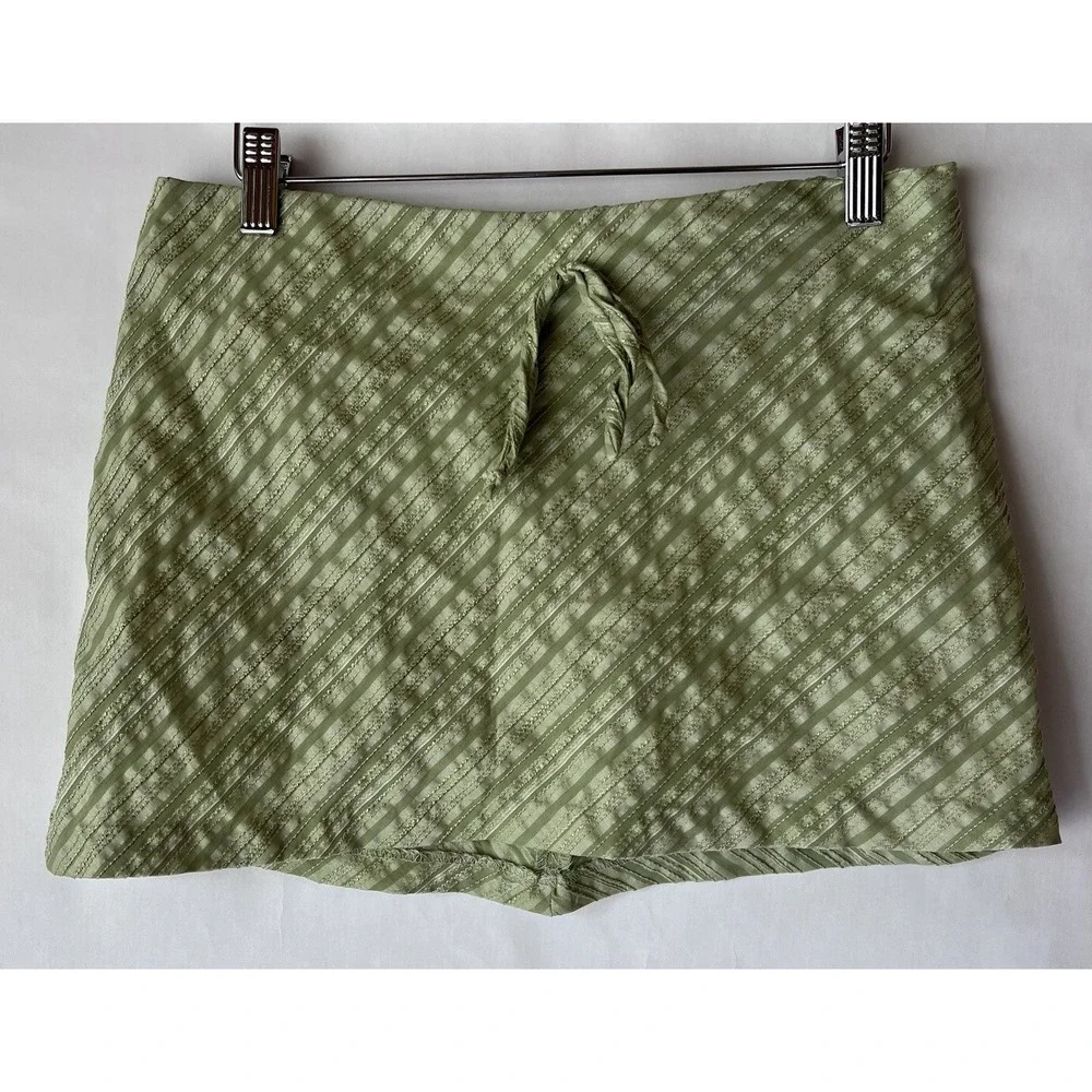 Odds 'n Evens Women Green Skirt Size Medium‎